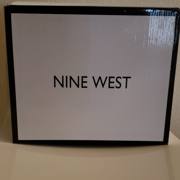 Boots - Picture 1 of 4